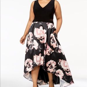 Women's formal dress. (16w)